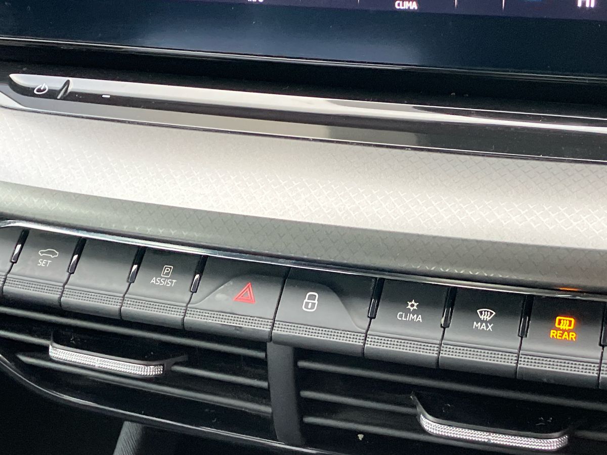 Used Skoda Octavia 2021 for sale - 76330750: Photo 52