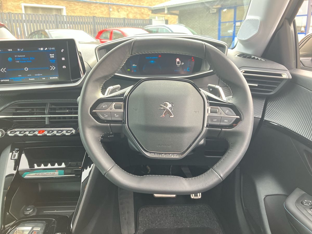 Used Peugeot 208 2023 for sale - 76220103: Photo 15