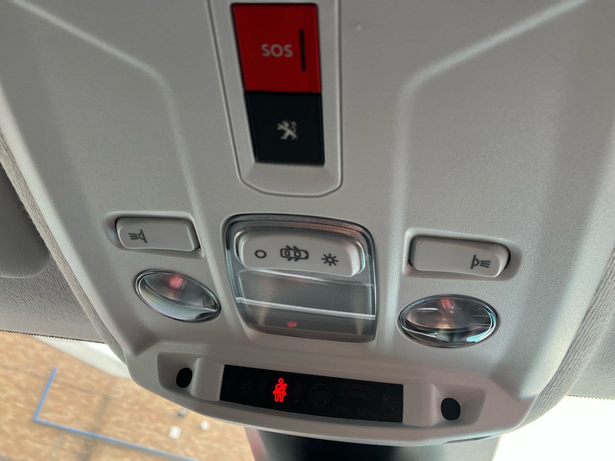 Used Peugeot 208 2023 for sale - 76220103: Photo 56