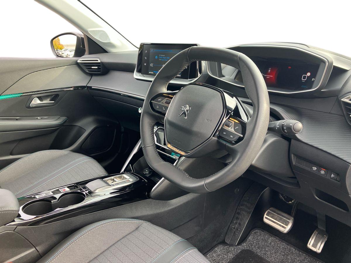 Used Peugeot 208 2023 for sale - 76220103: Photo 8