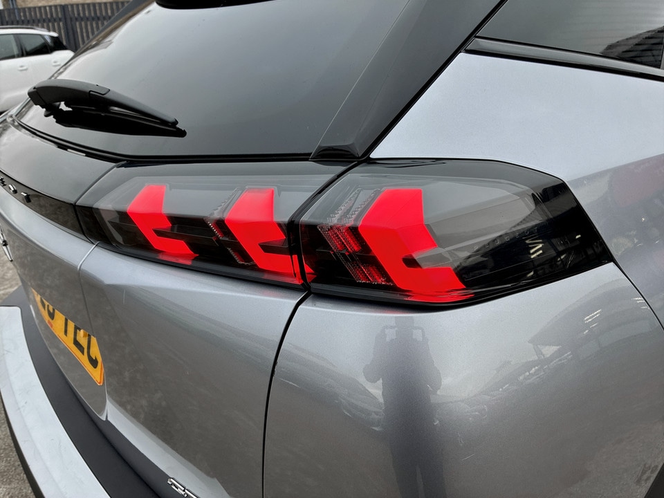 Used Peugeot 2008 2023 for sale - 78077312: Photo 11