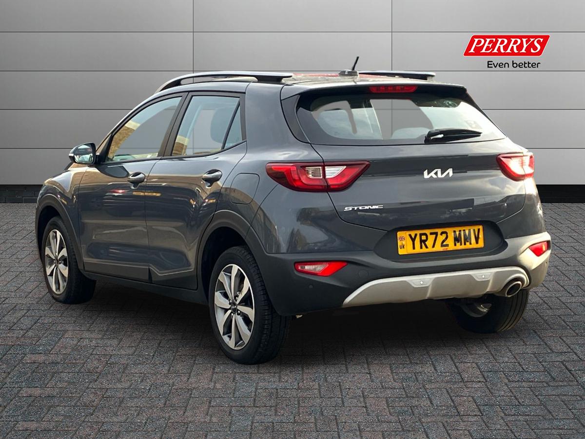 Used Kia Stonic 2022 for sale - 76364709: Photo 2