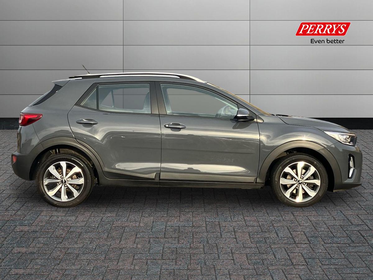 Used Kia Stonic 2022 for sale - 76364709: Photo 3