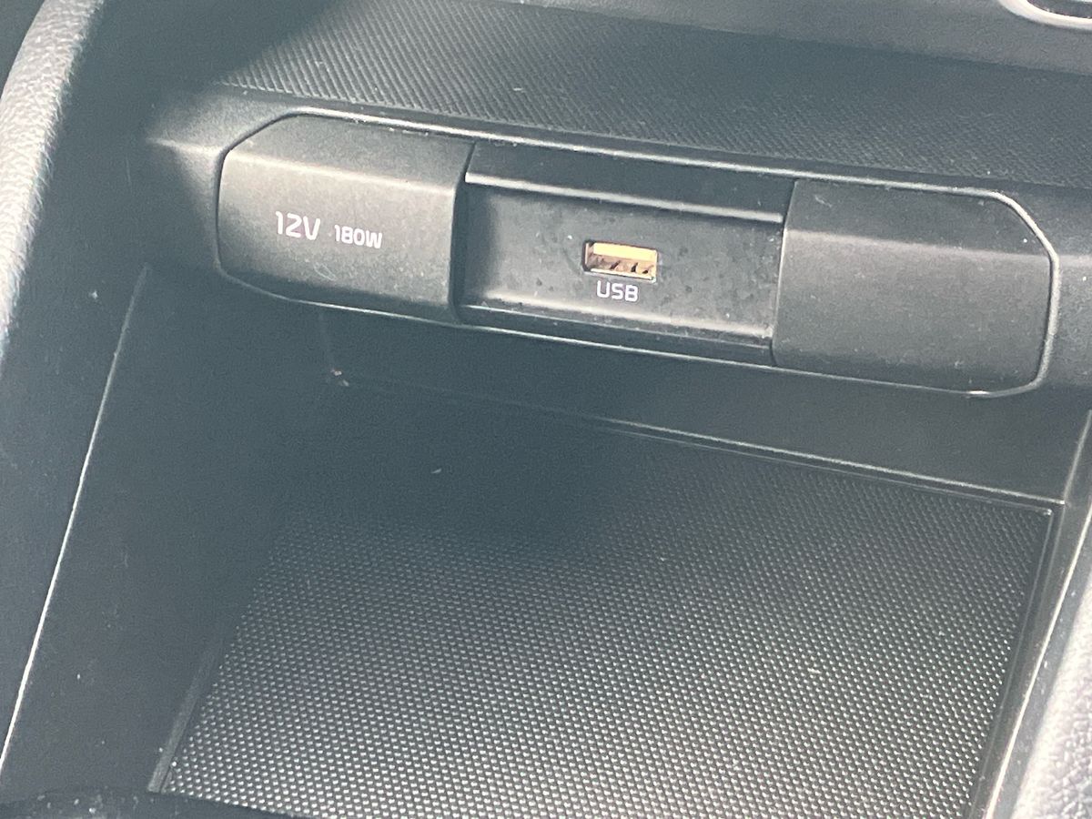 Used Kia Stonic 2022 for sale - 76364709: Photo 46