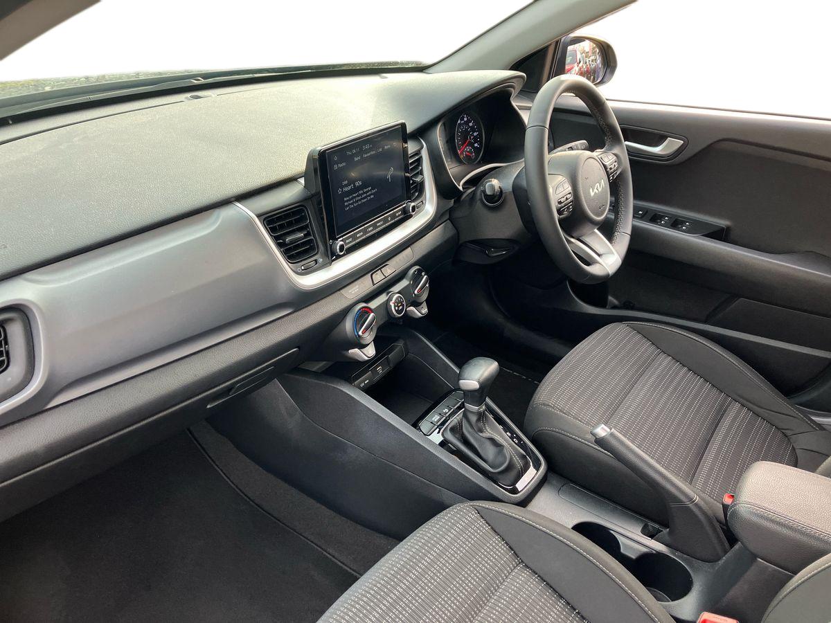 Used Kia Stonic 2022 for sale - 76364709: Photo 6