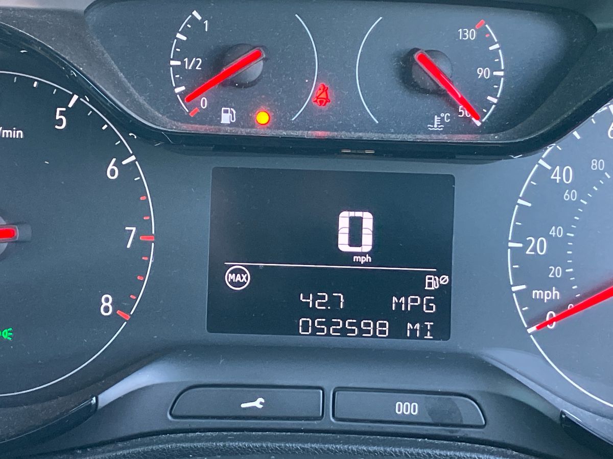 Used Vauxhall Crossland X 2018 for sale - 76663312: Photo 36