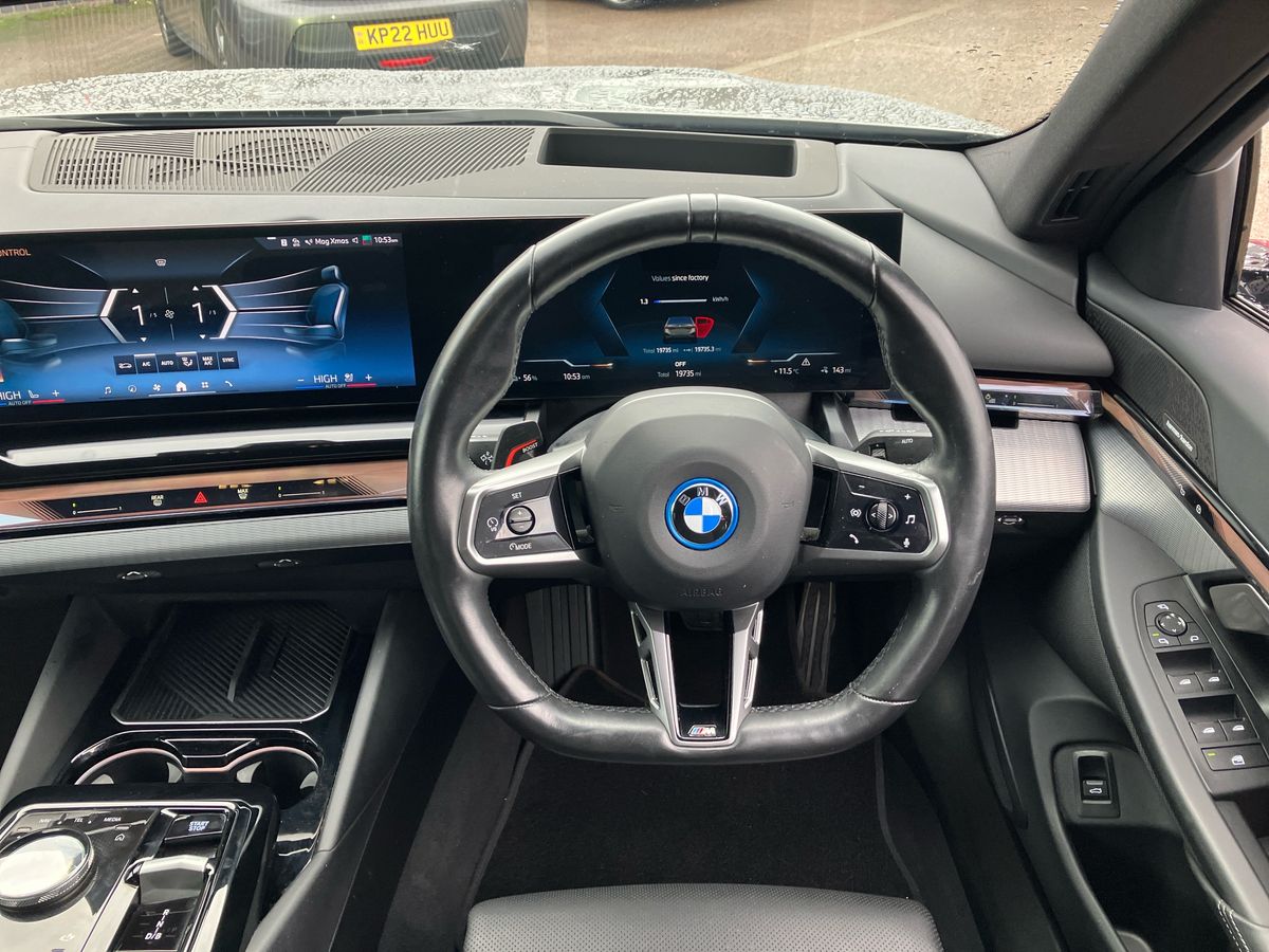 Used BMW i5 2024 for sale - 76931832: Photo 15