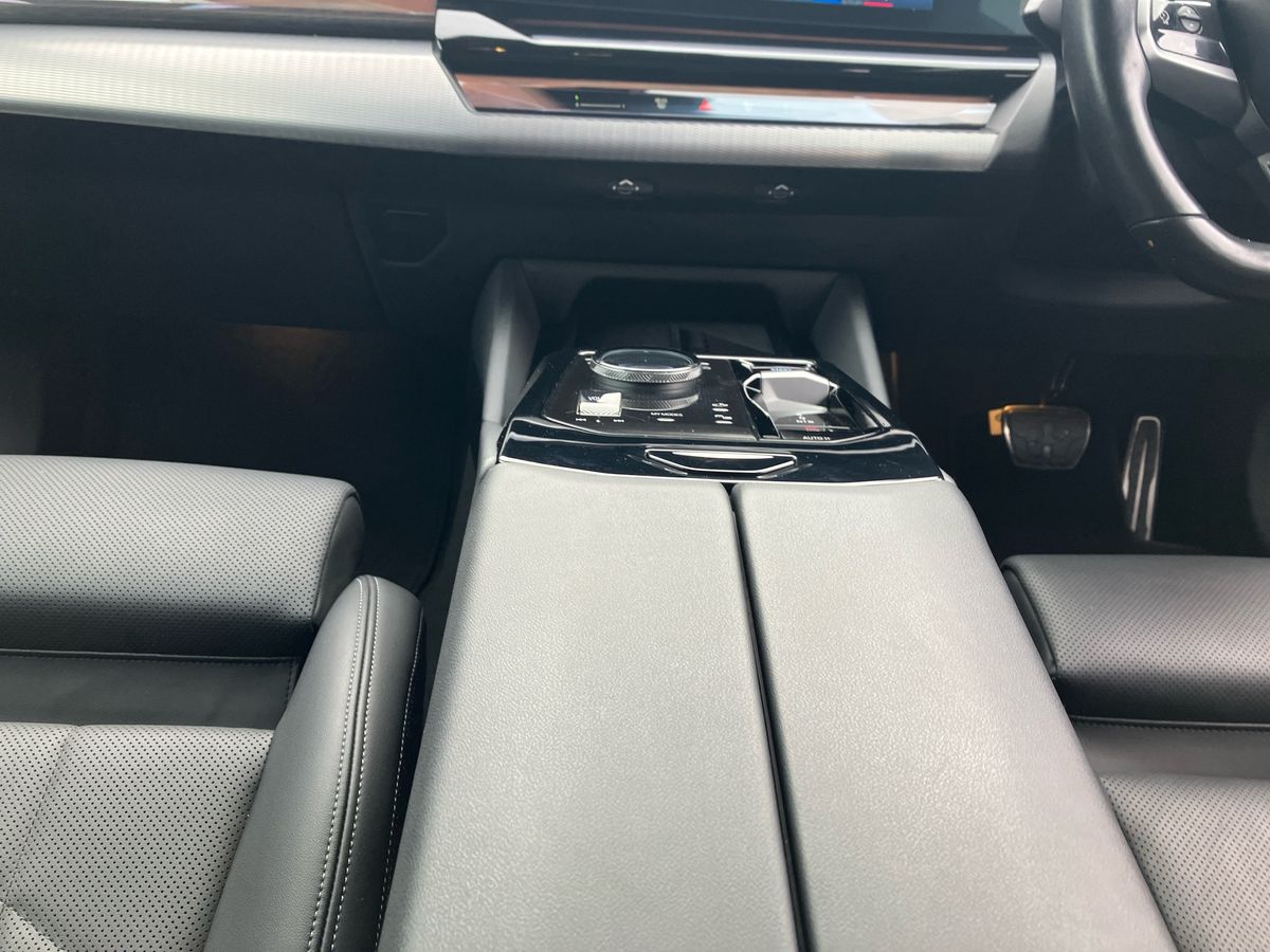 Used BMW i5 2024 for sale - 76931832: Photo 17