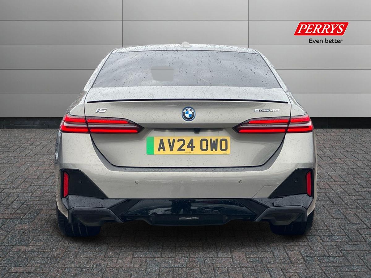 Used BMW i5 2024 for sale - 76931832: Photo 5