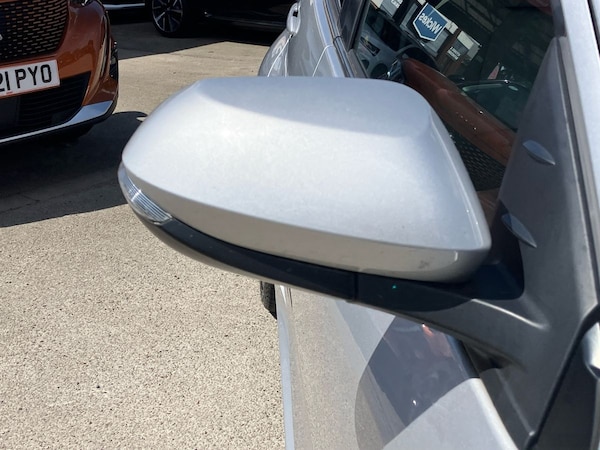 Used Toyota Yaris 2021 for sale - 75144007: Photo 29