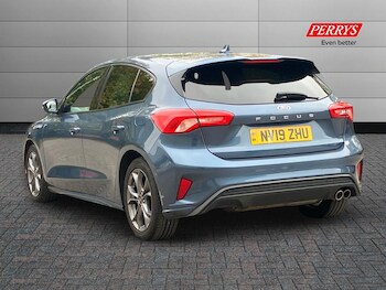 Used Ford Focus 2019 for sale - 76016415: Photo 2
