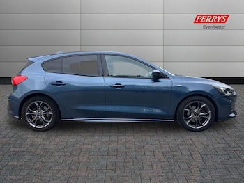 Used Ford Focus 2019 for sale - 76016415: Photo 3