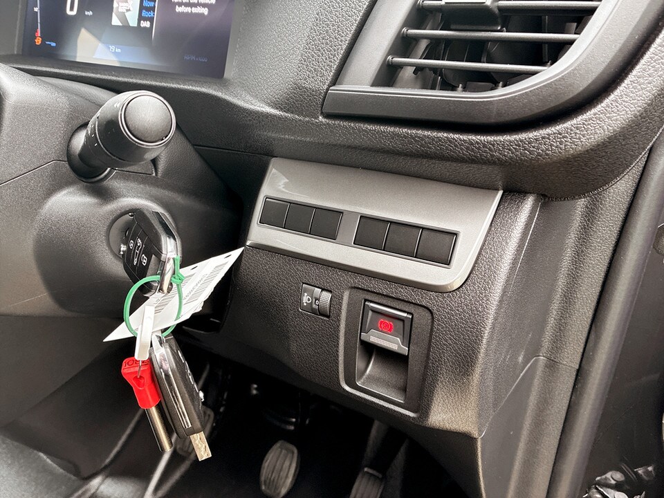 Used Peugeot Expert 2026 for sale - 78026497: Photo 33