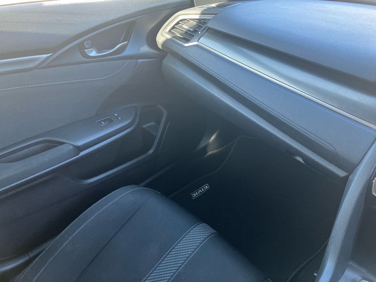 Used Honda Civic 2019 for sale - 76128244: Photo 53