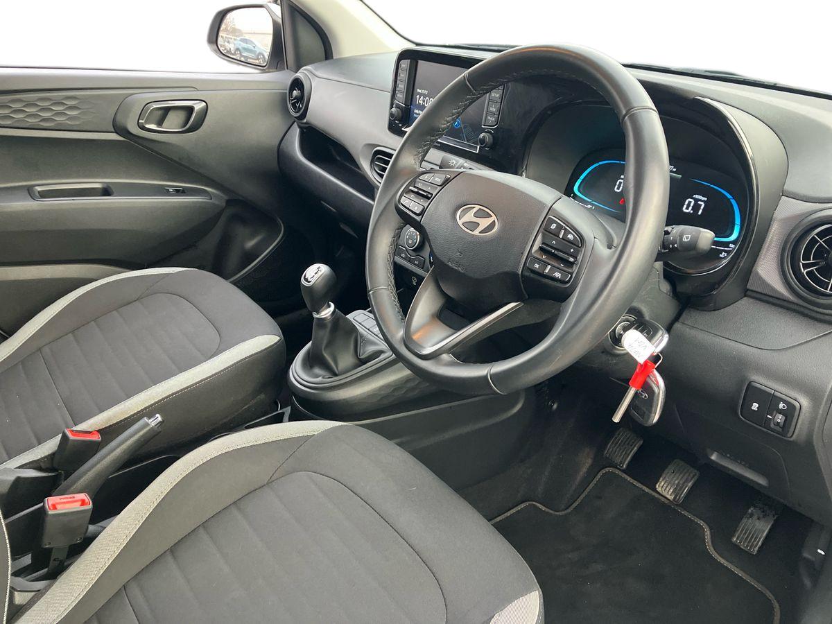 Used Hyundai i10 2024 for sale - 77676646: Photo 8