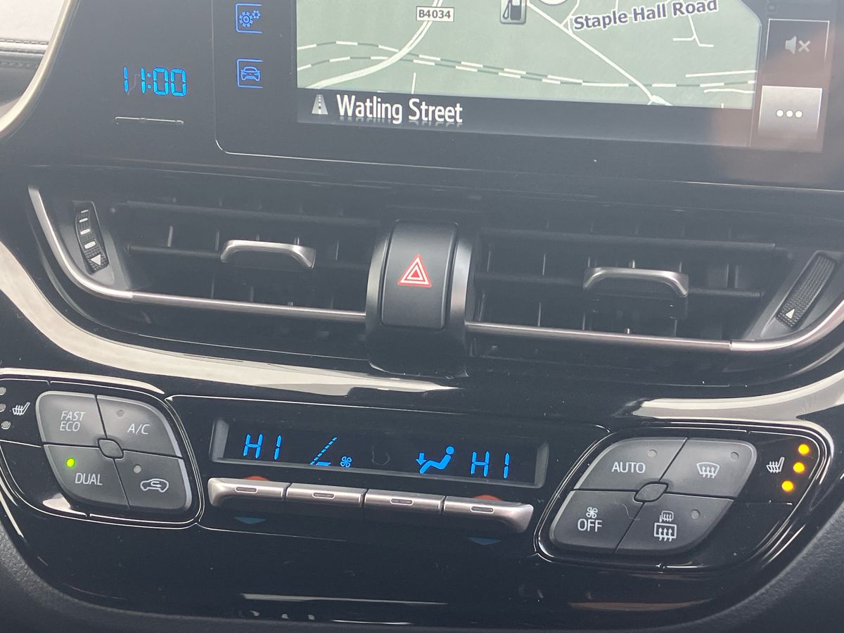 Used Toyota C-HR 2019 for sale - 76264091: Photo 12