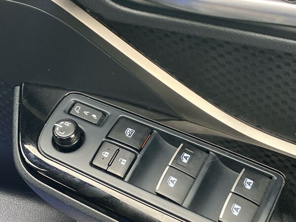 Used Toyota C-HR 2019 for sale - 76264091: Photo 19