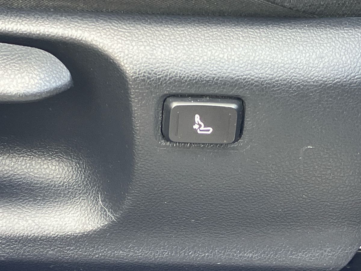 Used Toyota C-HR 2019 for sale - 76264091: Photo 37