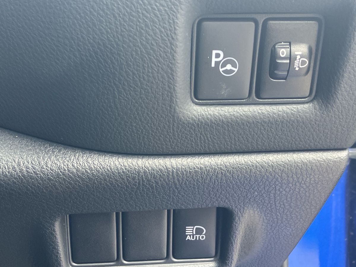 Used Toyota C-HR 2019 for sale - 76264091: Photo 38