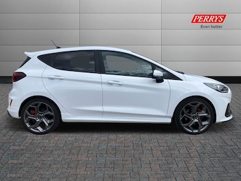 Used Ford Fiesta 2023 for sale - 76299999: Photo