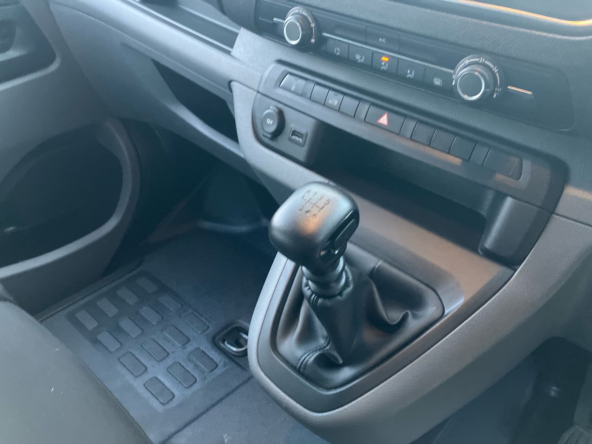 Used Vauxhall Vivaro 2022 for sale - 77113602: Photo 16