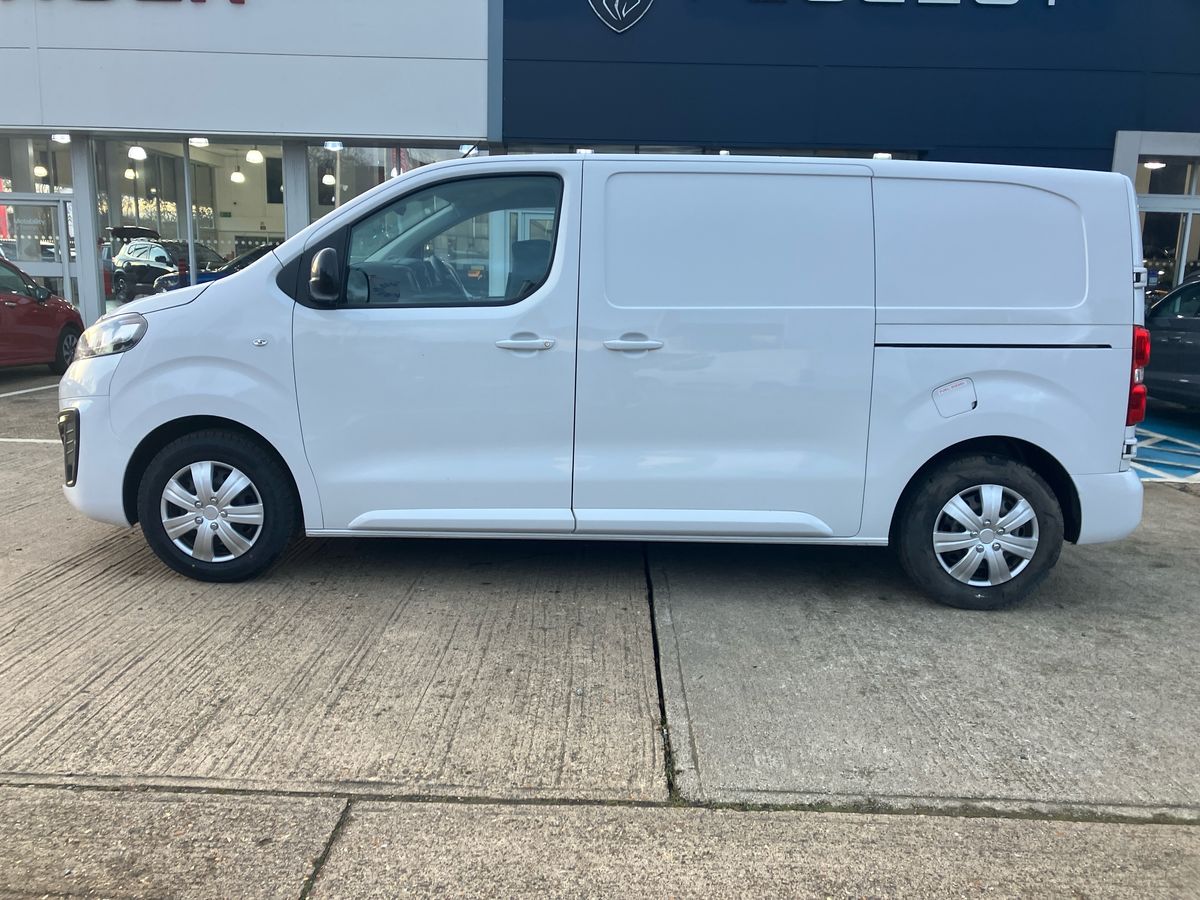 Used Vauxhall Vivaro 2022 for sale - 77113602: Photo 27