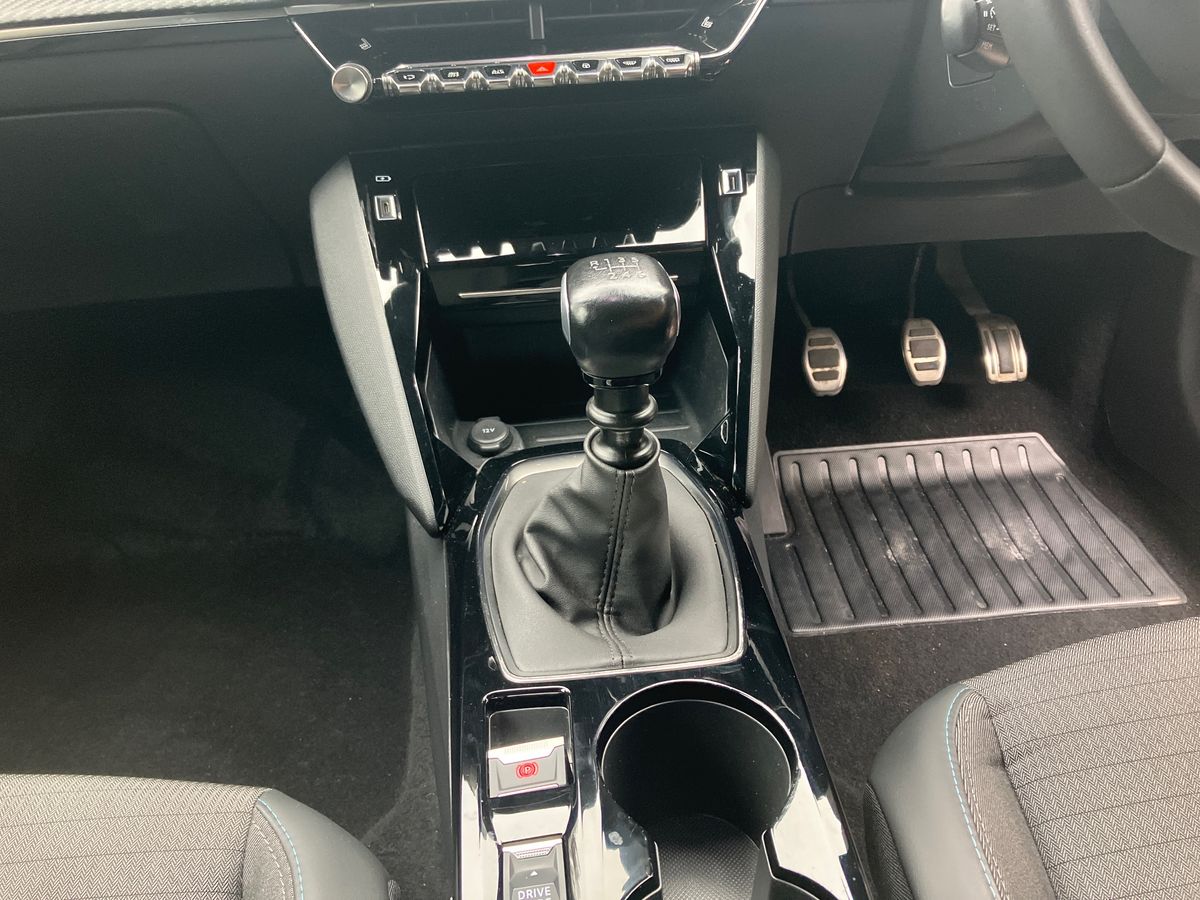 Used Peugeot 2008 2023 for sale - 77775827: Photo 17