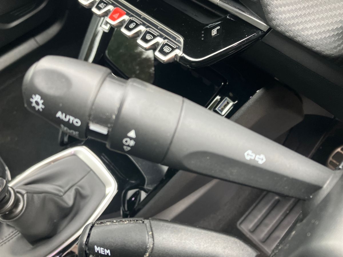 Used Peugeot 2008 2023 for sale - 77775827: Photo 39