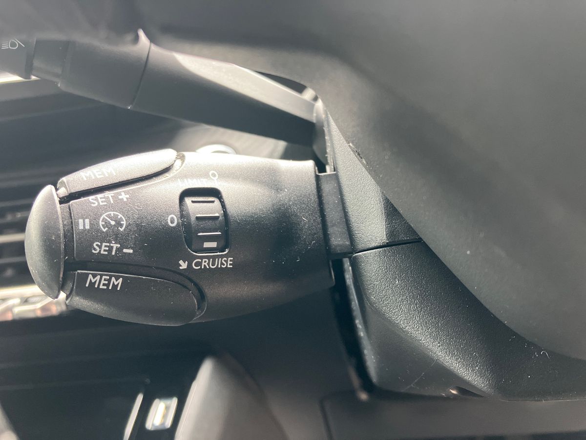 Used Peugeot 2008 2023 for sale - 77775827: Photo 40