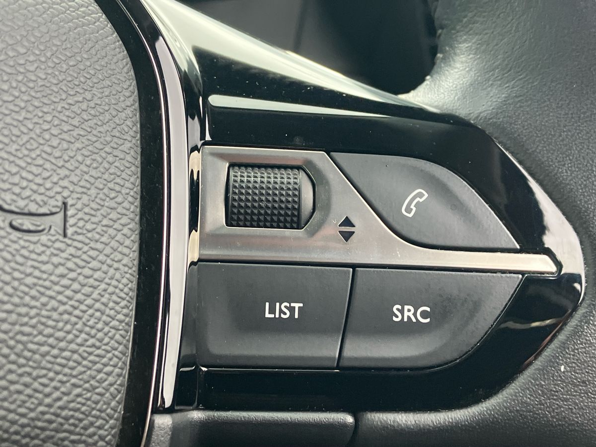 Used Peugeot 2008 2021 for sale - 76263925: Photo 35