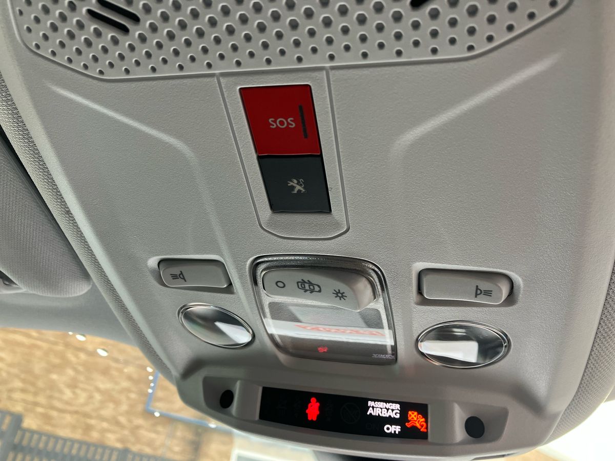 Used Peugeot 2008 2021 for sale - 76263925: Photo 52