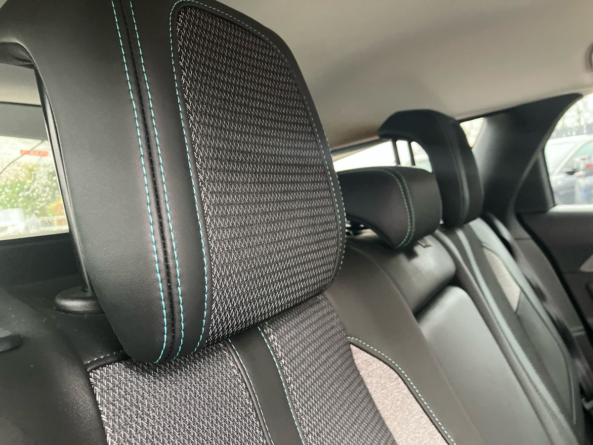 Used Peugeot 308 2023 for sale - 77271649: Photo 32