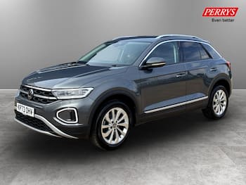 Used Volkswagen T-Roc 2023 for sale - 79674024: Photo