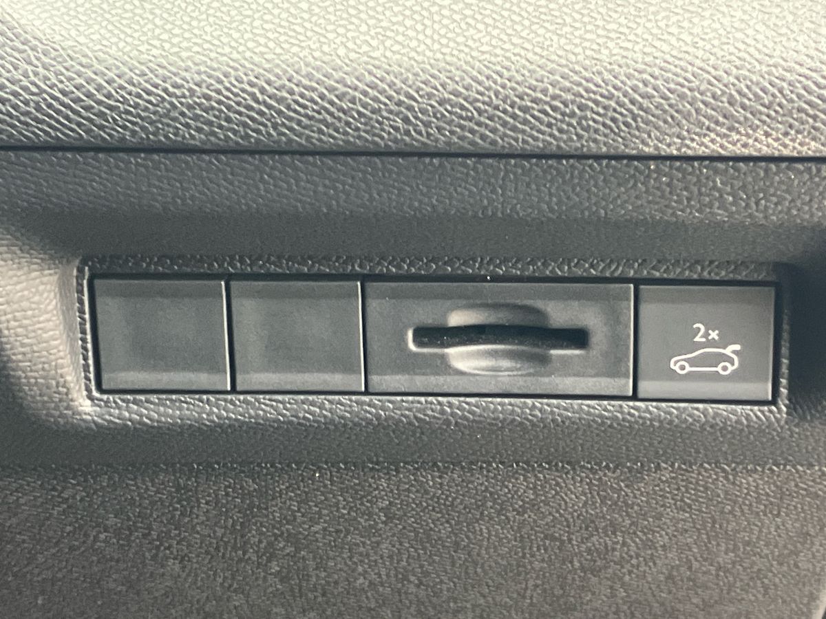 Used Peugeot 408 2024 for sale - 76577555: Photo 36