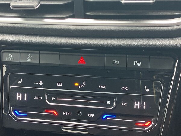 Used Volkswagen T-Roc 2022 for sale - 76045422: Photo 14