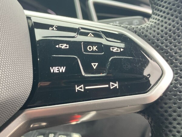 Used Volkswagen T-Roc 2022 for sale - 76045422: Photo 42