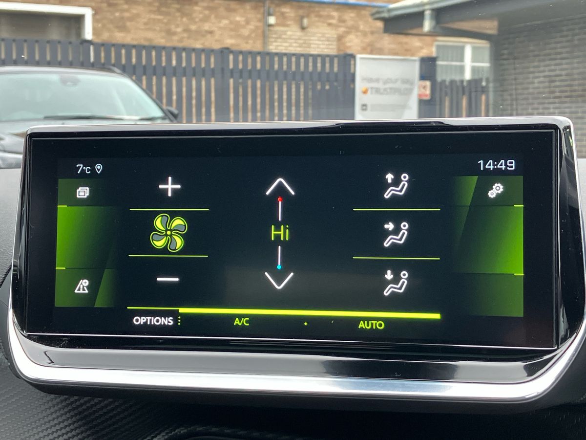 Used Peugeot 2008 2021 for sale - 76663195: Photo 12