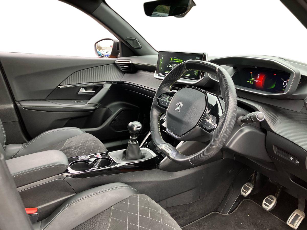 Used Peugeot 2008 2021 for sale - 76663195: Photo 8