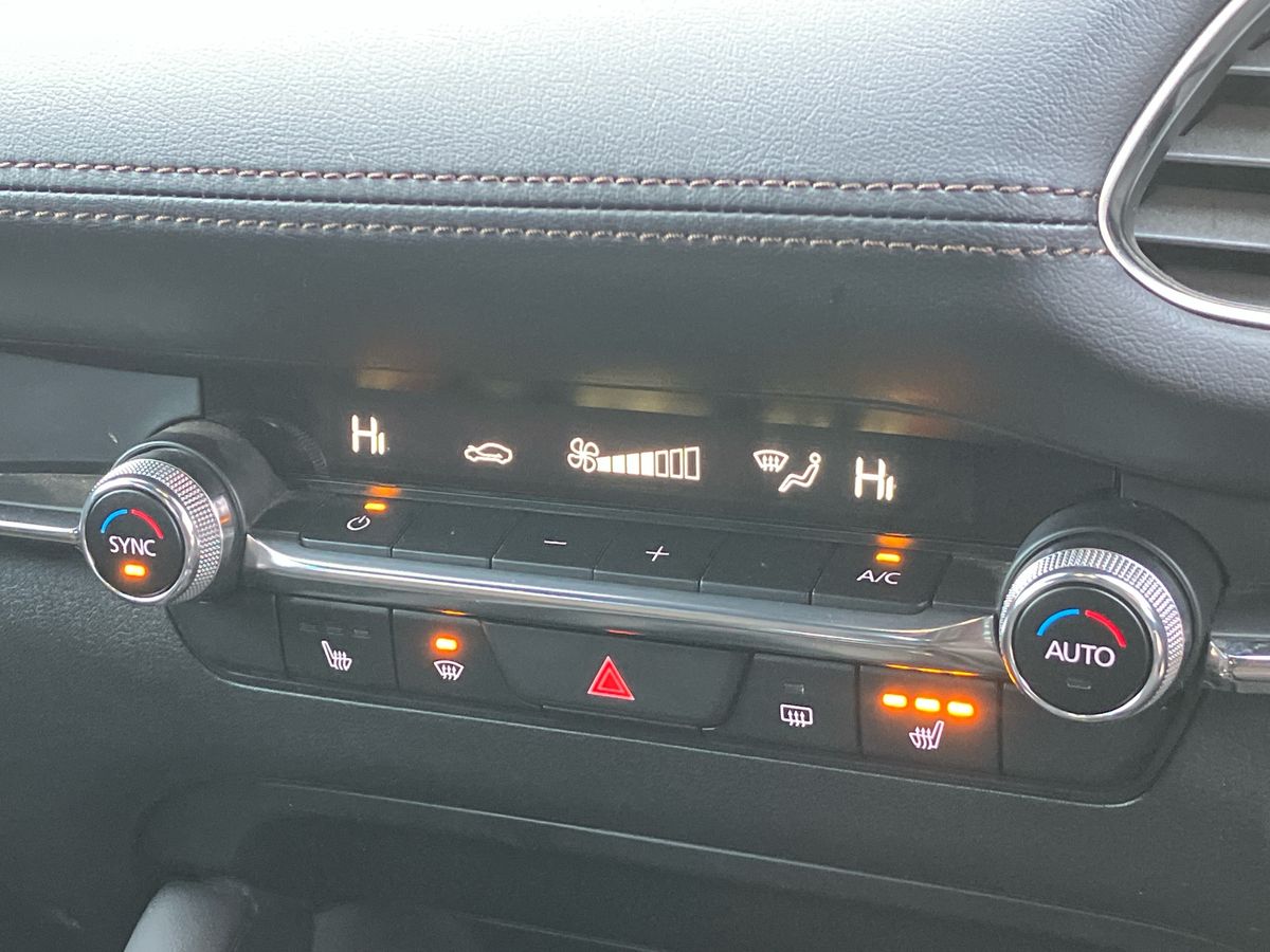 Used Mazda Mazda3 2022 for sale - 76382837: Photo 12