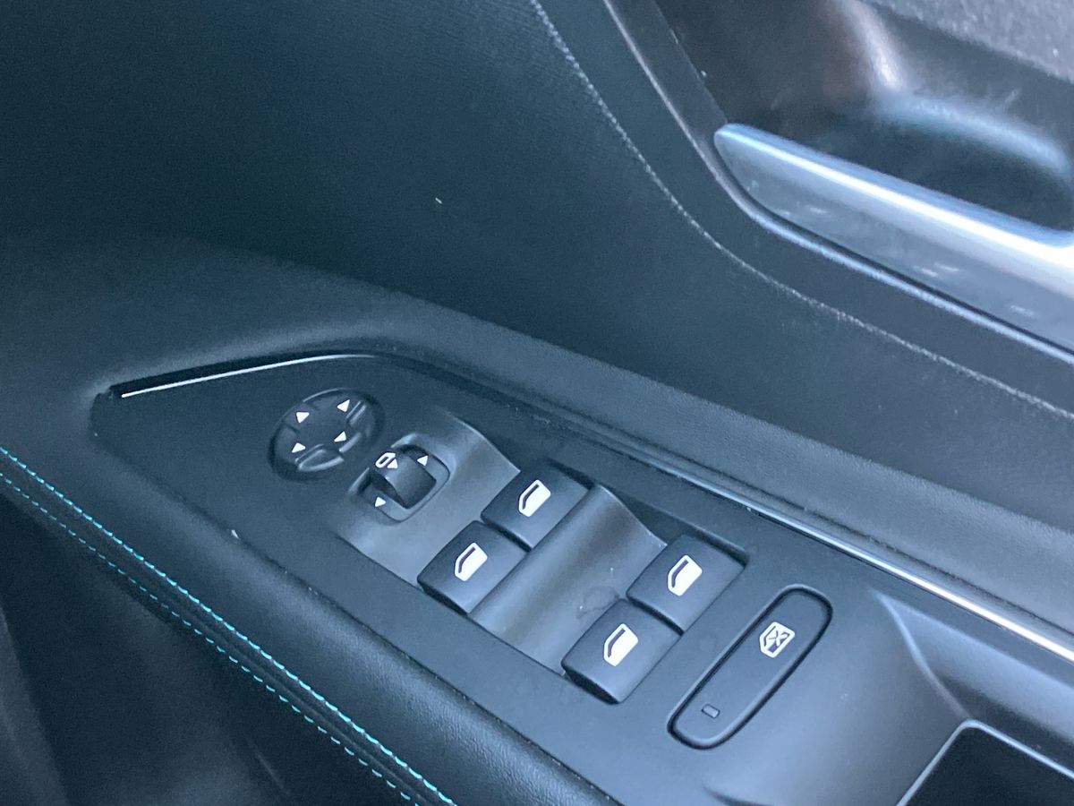 Used Peugeot 3008 2021 for sale - 76491175: Photo 18