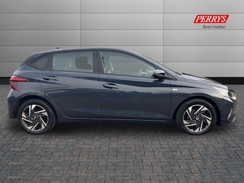 Used Hyundai i20 2022 for sale - 76142183: Photo