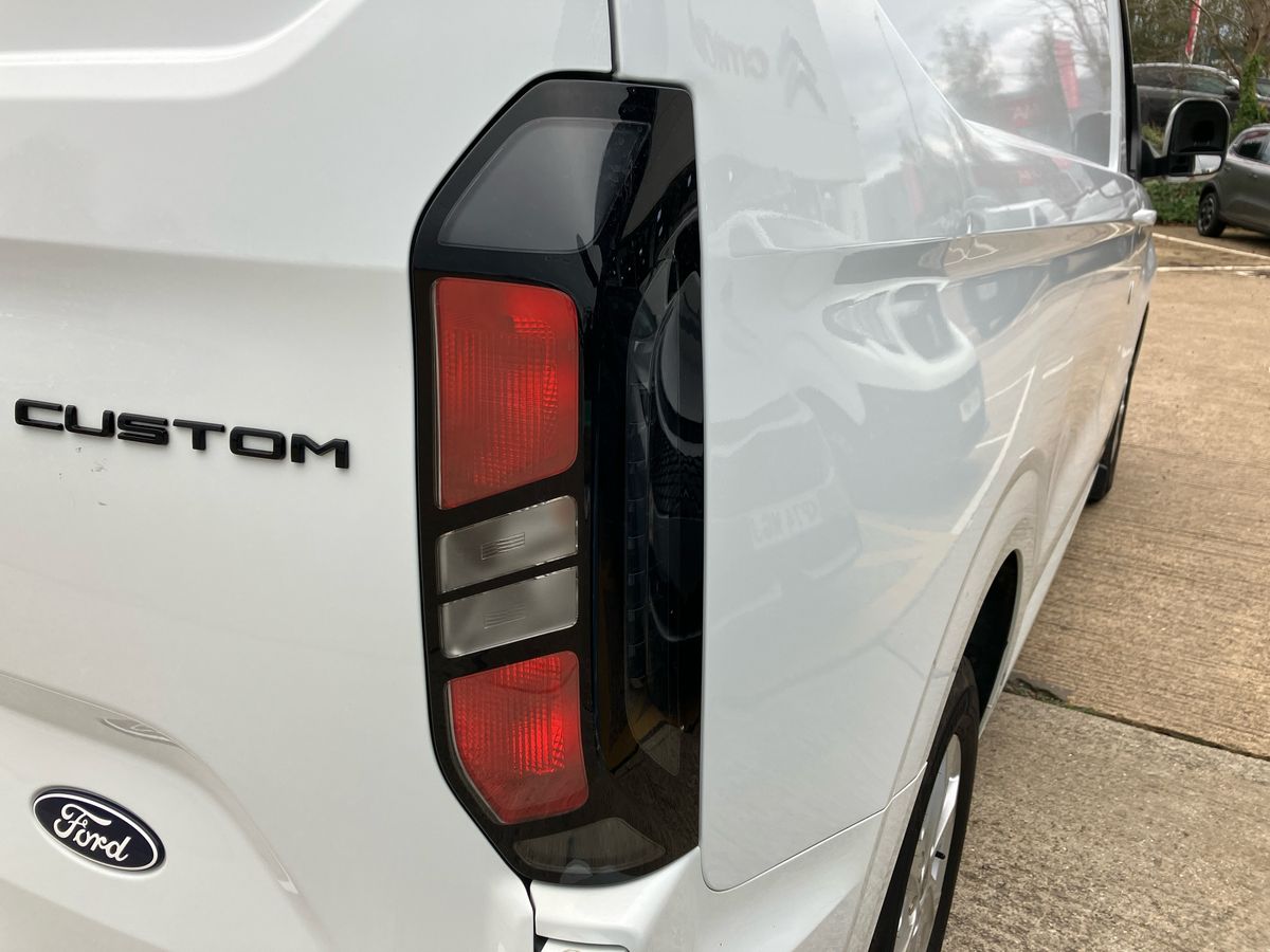 Used Ford Transit Custom 2024 for sale - 76425969: Photo 20