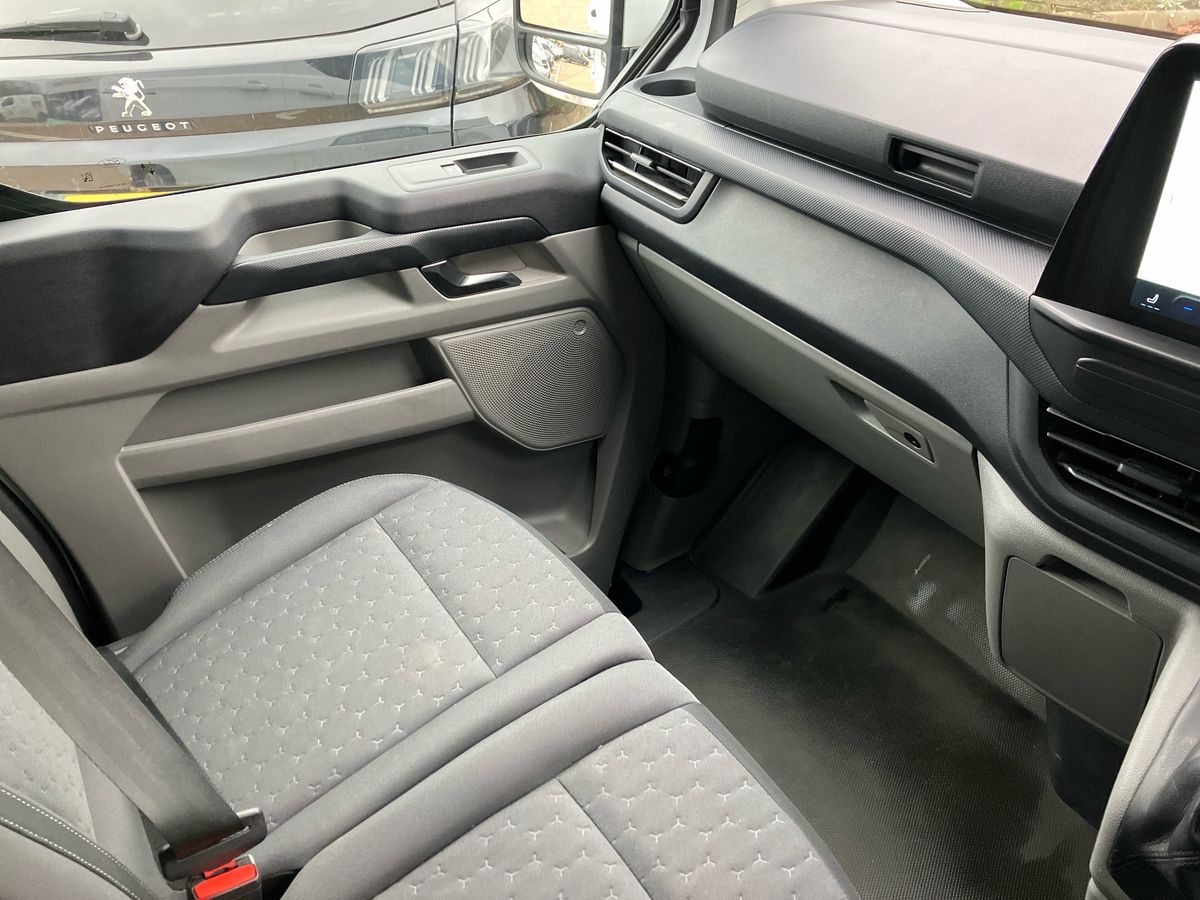 Used Ford Transit Custom 2024 for sale - 76425969: Photo 53