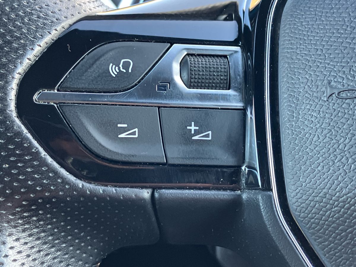 Used Peugeot 3008 2021 for sale - 76330717: Photo 16