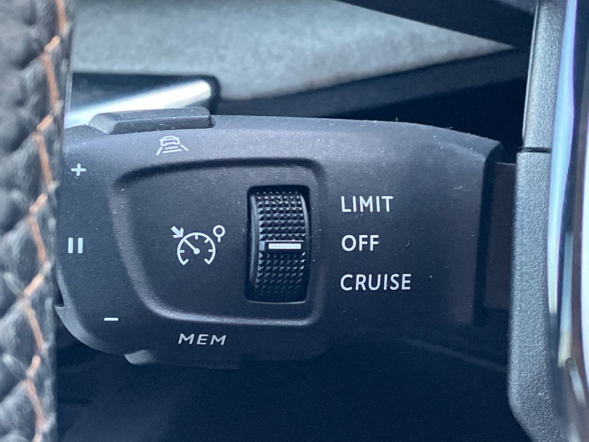 Used Peugeot 3008 2021 for sale - 76330717: Photo 43