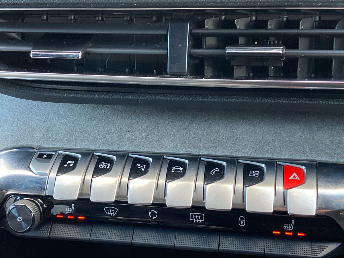 Used Peugeot 3008 2021 for sale - 76330717: Photo 54