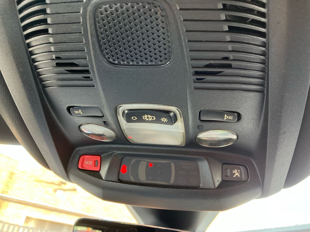 Used Peugeot 3008 2021 for sale - 76330717: Photo 59