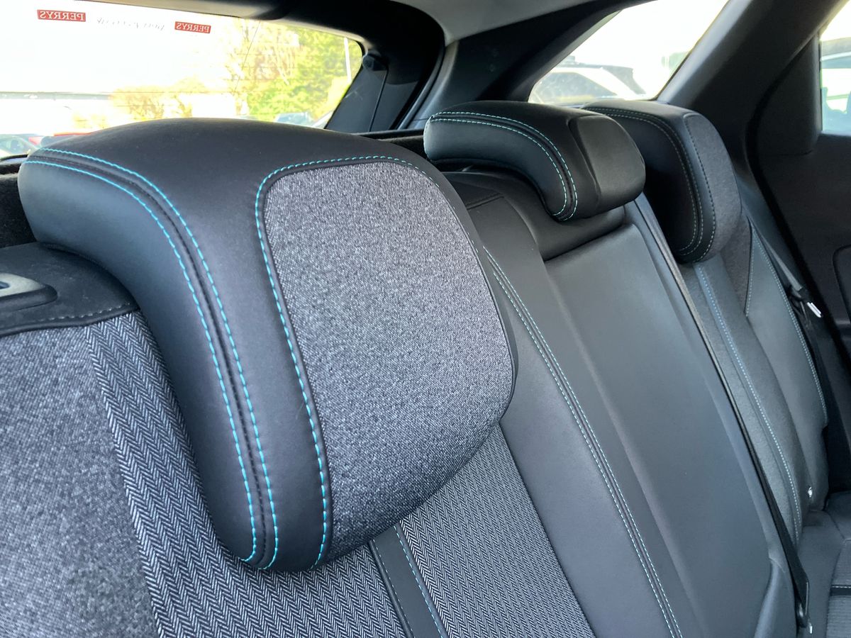 Used Peugeot 3008 2022 for sale - 77207782: Photo 32