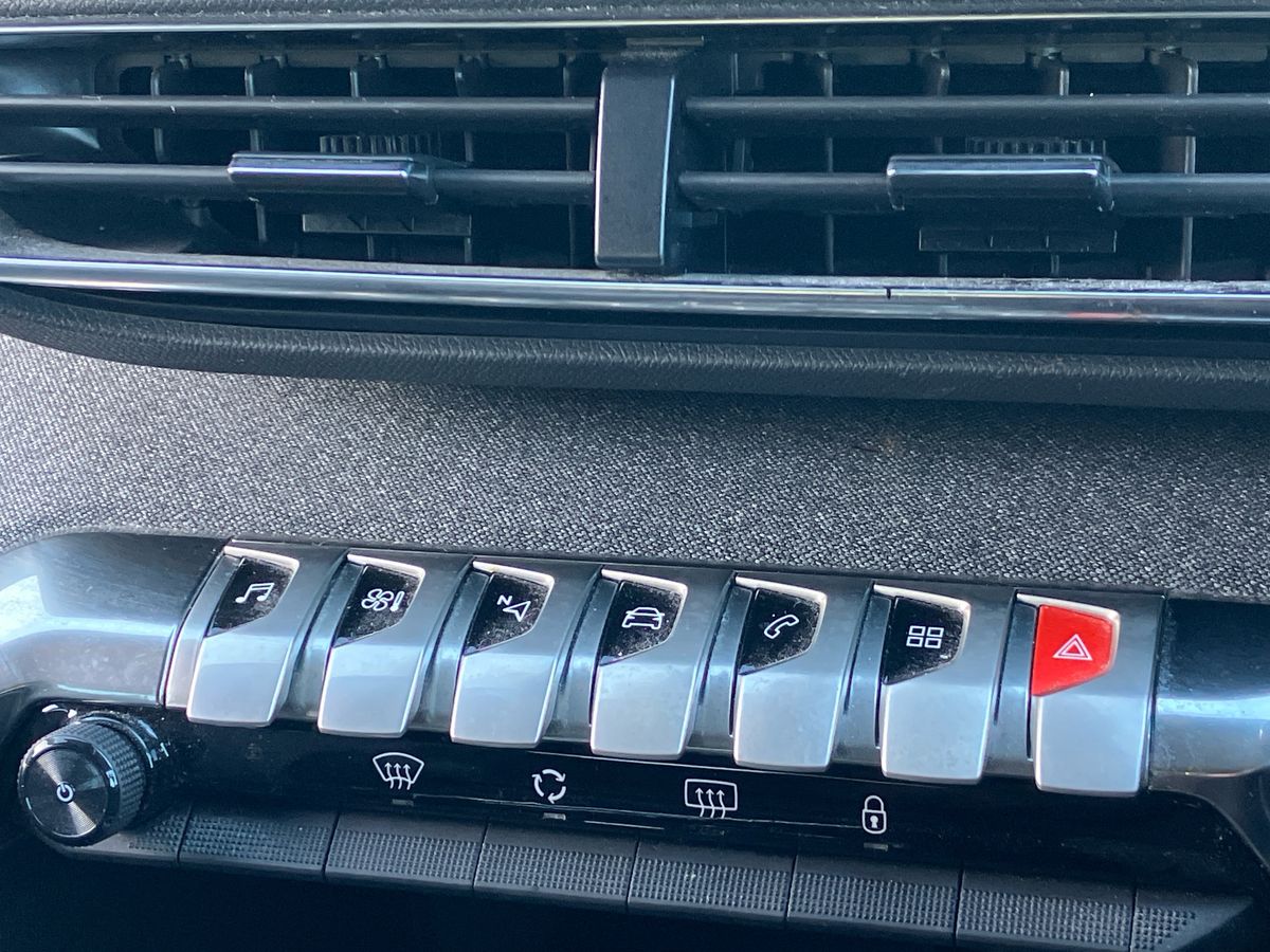 Used Peugeot 3008 2022 for sale - 77207782: Photo 50