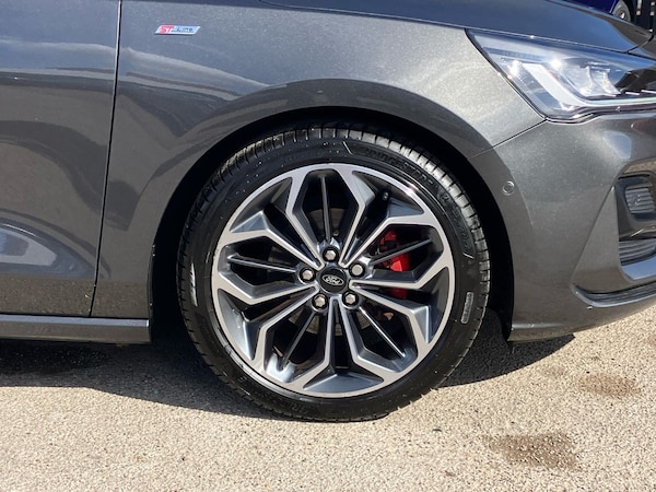 Used Ford Focus 2023 for sale - 75983539: Photo 8